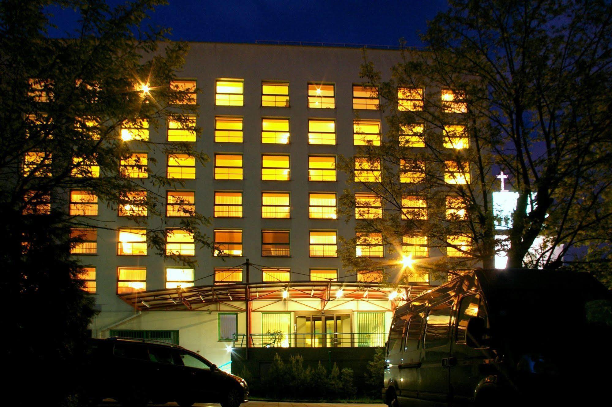 Centre Hotel Kaunas Exterior foto